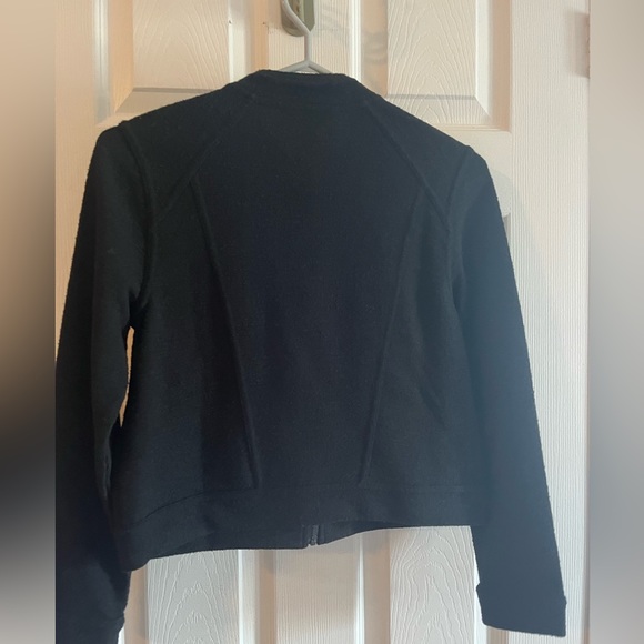 Banana Republic Short Jacket/sweater - Picture 2 of 5